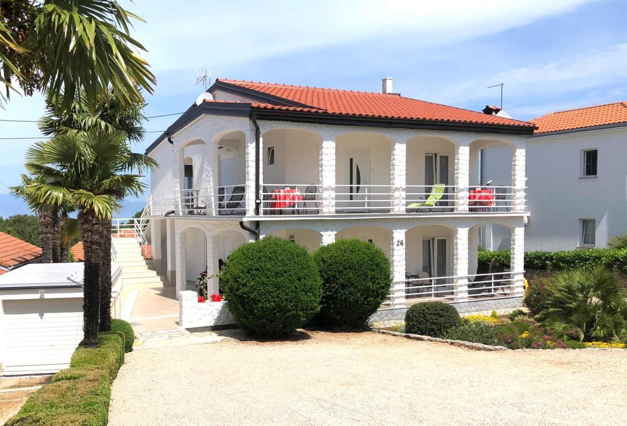 Apartments Kremenici Malinska Extérieur photo