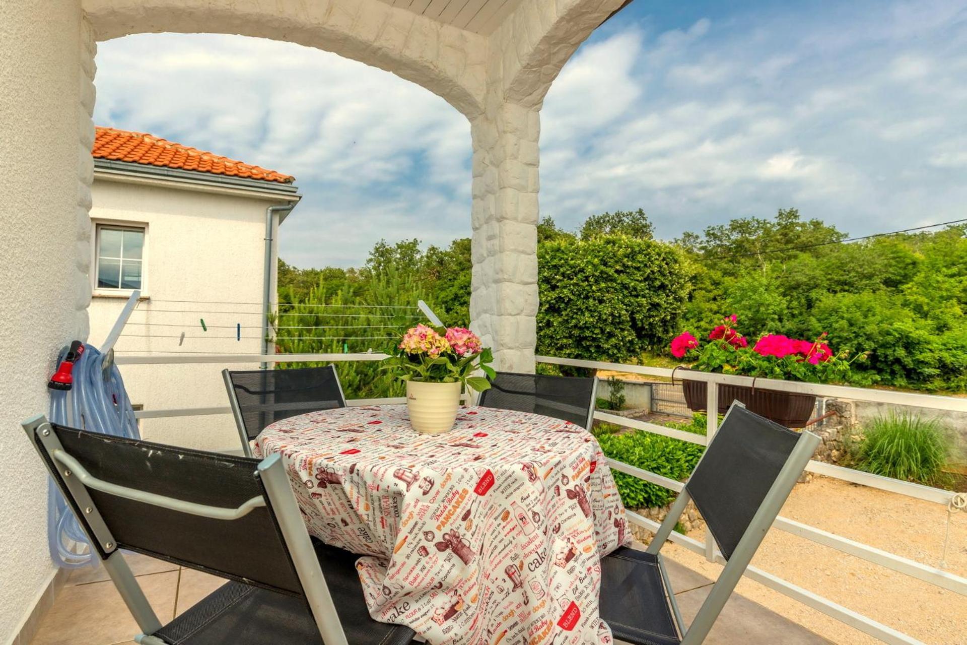 Apartments Kremenici Malinska Extérieur photo
