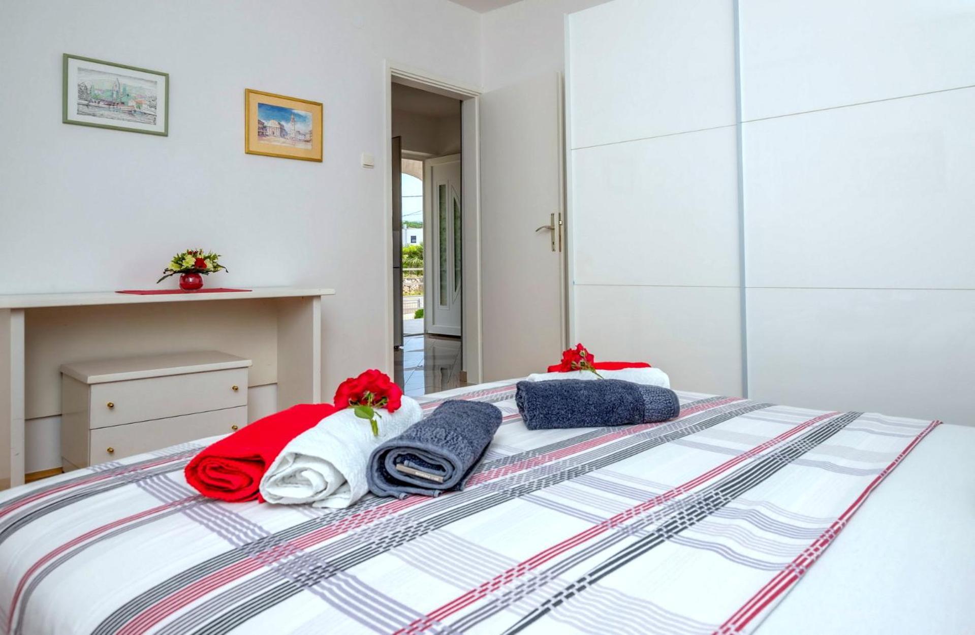 Apartments Kremenici Malinska Extérieur photo